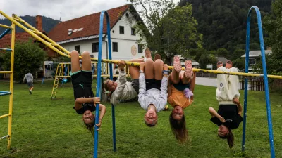 - Dome EMAVS Zg Gorje pri Bledu, Zavod za letovanje in rekreacijo otrok,- 06.08.2025. - Reportaža o prostovoljcih v počivali&scaron;čih in letovi&scaron;čiha za otroke in mladino.//FOTO: Bojan Velikonja / Foto: Bojan Velikonja