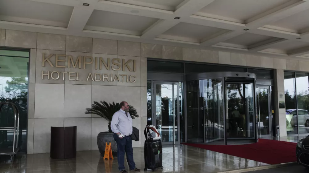 - Kempinski Hotel Adriatic - Alberi 300 A - - Hrva&scaron;ka 2014 - Rezidencija Skiper Suites Hotel, Savudrija, Alberi 300, Kempinski luksuzno počitni&scaron;ko apartmajsko naselje - //FOTO: Luka Cjuha