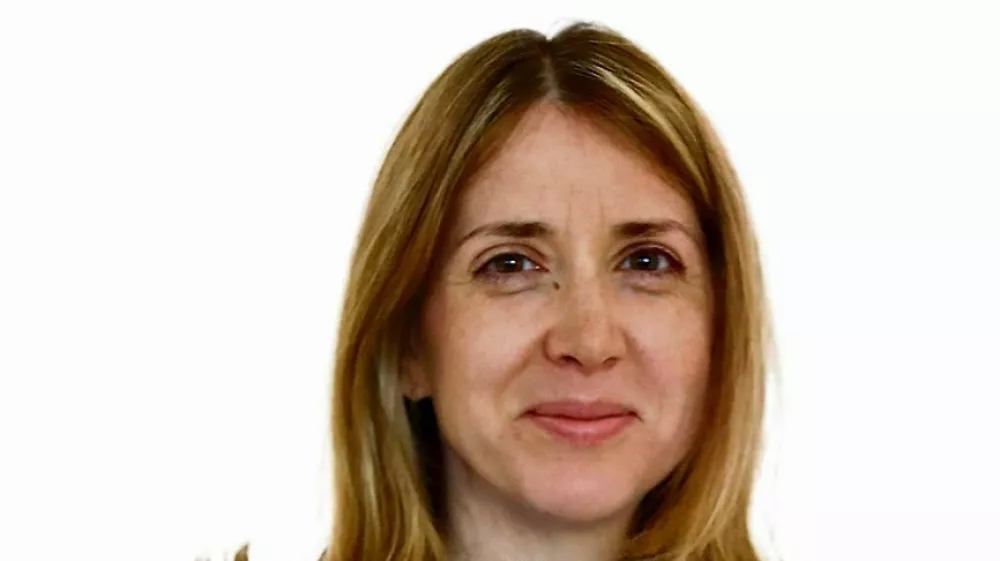 Veronika Rupnik Ženko- Redakcija Dnevnik 2024 - portreti za komentarje in kolumne - kolumnisti - komentatorji &ndash; novinarji - portret //FOTO: Luka Cjuha