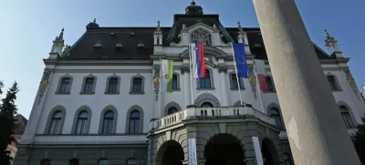 - 17.03.2016 - Univerza v Ljubljani, Kongresni trg 12 - stavba //FOTO: Tomaž Skale