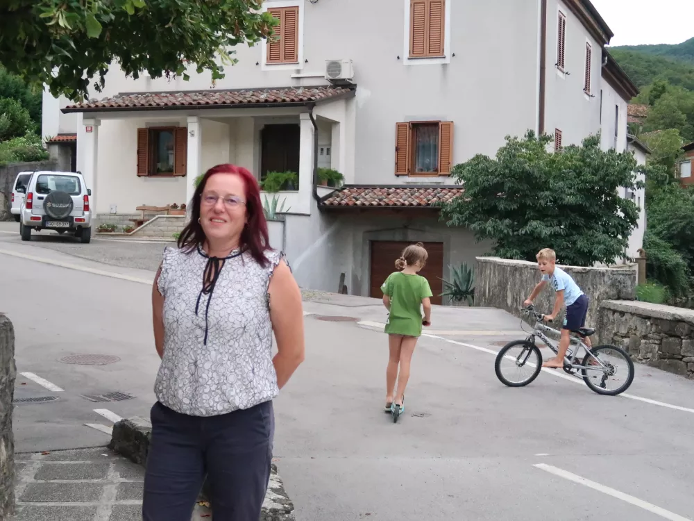 Rebernice, Podnanos, Razdrto, hitra cesta, Lozice, Podraga, kolone, promet / Foto: Nata&scaron;a Bucik Ozebek