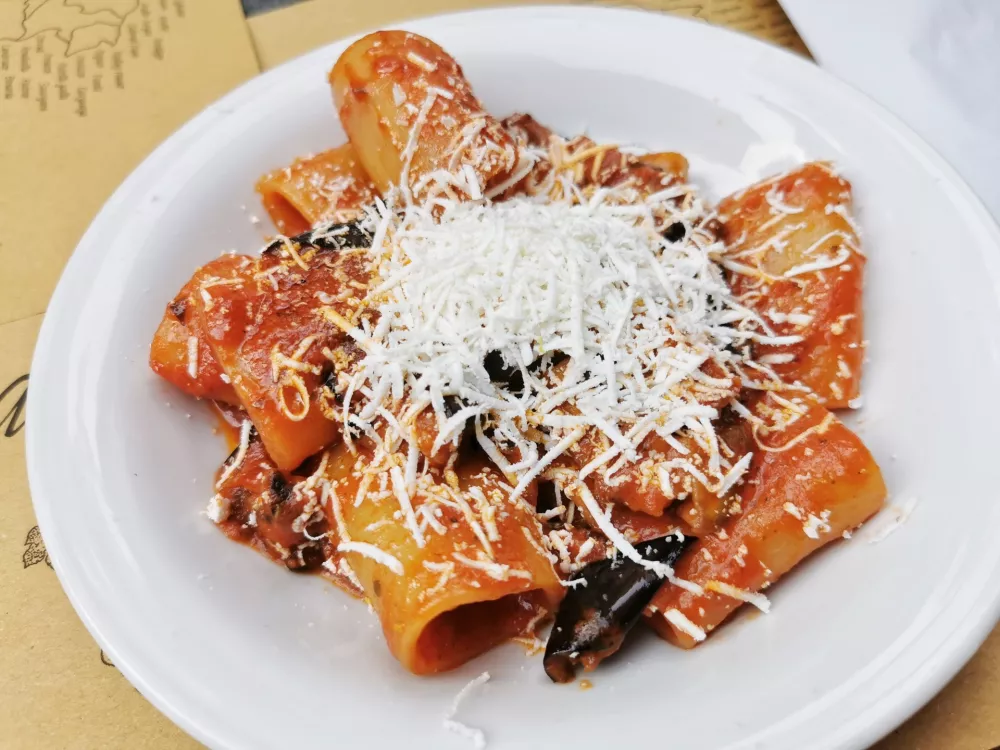 Paccheri alla Norma, Osteria da Mauri