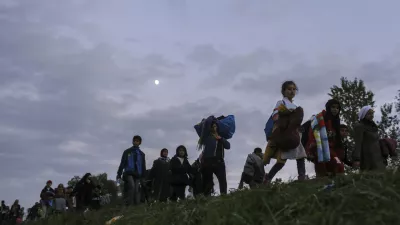 - 23.10.2015 - Slovenija - slovensko-hrva&scaron;ka meja - Rigonce- Begunci 2015 - migracije po zahodni balkanski poti - migracijskapot beguncev iz Sirije, Afganistana in Iraka čez Balkan proti zahodniEvropi - evropska begunska kriza - migranti -///FOTO: Jaka Gasar