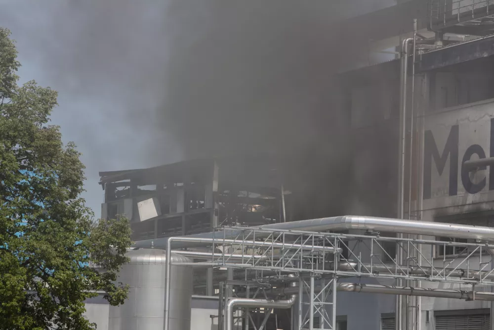 V Melaminu potrdili: Tožijo star&scaron;e in partnerico pokojnega delavca