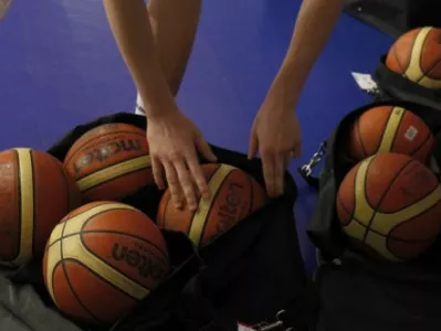 - ilustrativna fotografija - ko&scaron;arka - žoga- Ko&scaron;arkarska zveza Slovenije - ko&scaron;arkarska reprezentanca mlaj&scaron;i člani U20, priprave na evropsko prvenstvo do 20 let v Sloveniji, trening//FOTO: Jaka Gasar