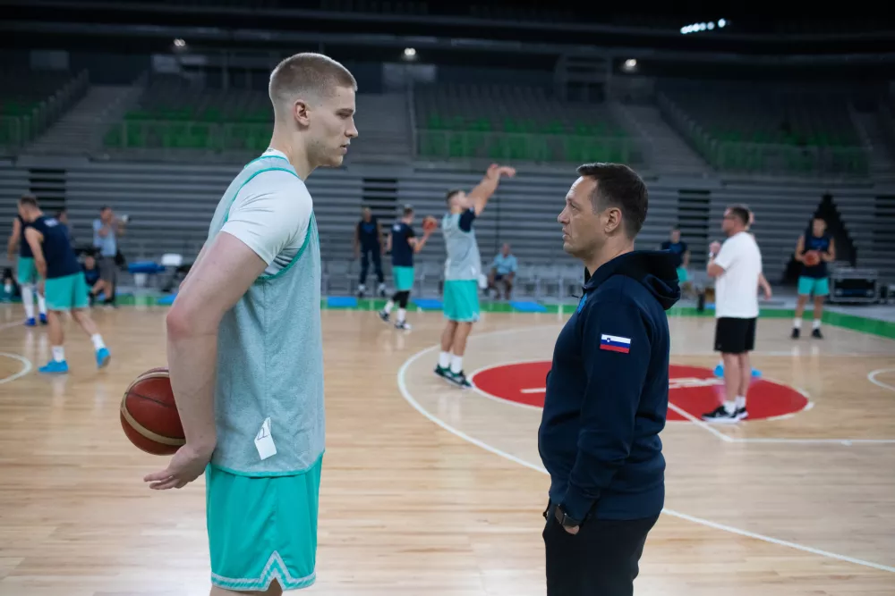 -Sa&scaron;a Ciani, Aleksander Sekulić, selektor reprezentance- 01.08.2023. Odprti trening slovenske mo&scaron;ke ko&scaron;arkarske reprezentance pred prijateljsko tekmo, pred Svetovnim prvenstvom, z Grčijo.//FOTO: Bojan Velikonja