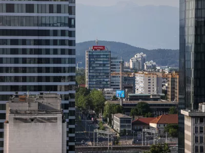 - 14.06.2025. - Petrol, poslovna stavba,//Foto: Bojan Velikonja