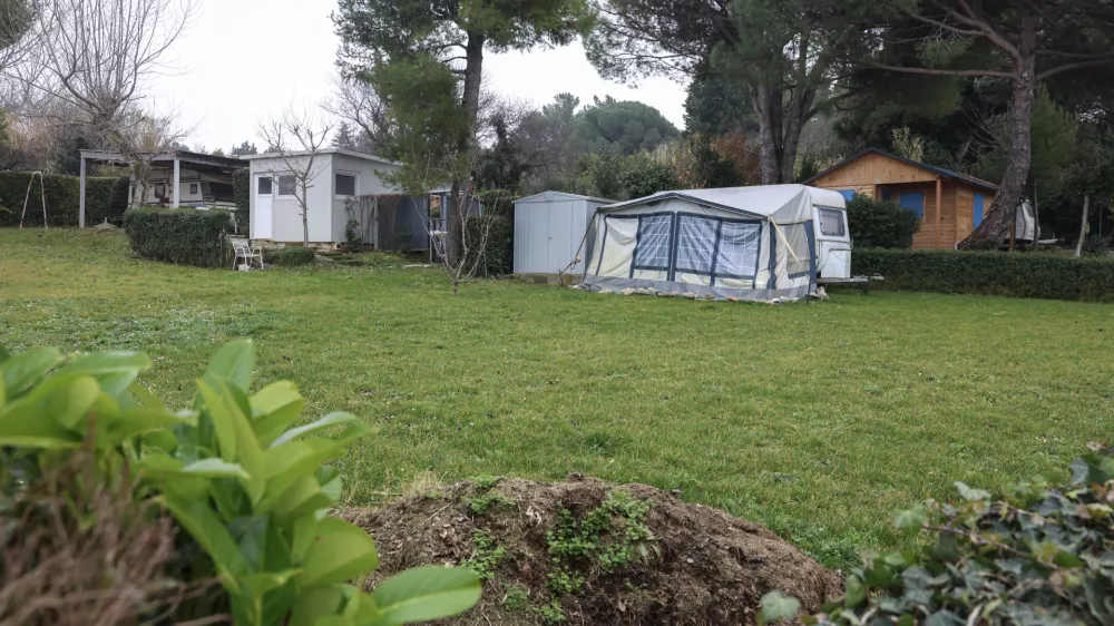 - 25.01.2025 - Protest slovenskih in hrva&scaron;kih vikenda&scaron;ev v Umagu - črnogradnja, Savudrija//FOTO: Jaka Gasar