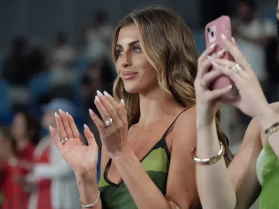 Nekdanja smučarka 27-letna Paige Lorenze je članica močne dekli&scaron;ke skupine in zaročenka teni&scaron;kega igralca Tommyja Paula. F IG/paigelorenze