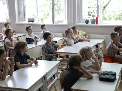 Učencem več reda, &scaron;olnikom strožje ukrepe