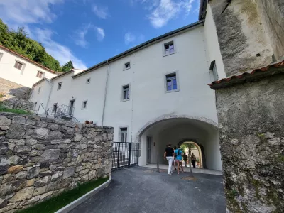 muzej prevozni&scaron;tva mitnica senožeče / Foto: Katja Gle&scaron;čič 