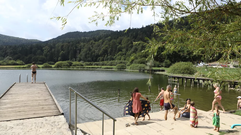 21.07.2025 Podpe&scaron;ko jezero - kopanje v naravnih vodah - naravne vode - Foto: Luka Cjuha