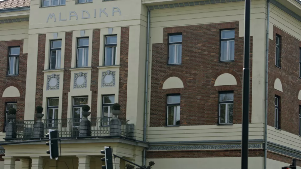 Mladika - Ministrstvo za zunanje zadeve, Pre&scaron;ernova cesta 25//FOTO: Matej Pov&scaron;eOPOMBA: ZA OBJAVO V ČASOPISU DNEVNIK