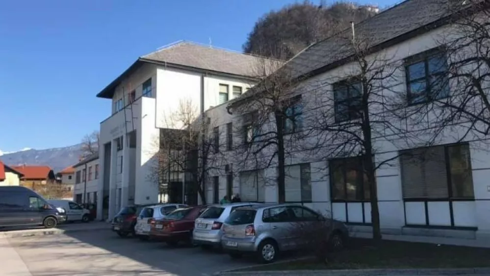 Zdravstveni dom dr. Julija Polca Kamnik