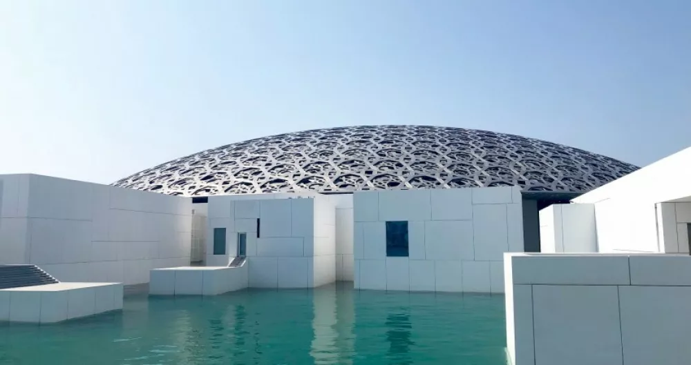 louvre abu dhabi robotina