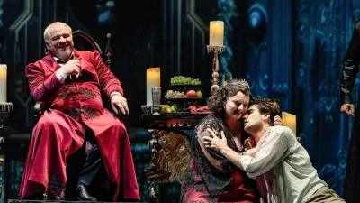 GLASBAGiacomo PucciniToscaOpera in balet SNG Maribor, Pier francesco Maestrini, režiser; Simon Krečič, dirigent; Rebeka Lokar, Tosca