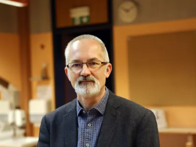 - 01.12.2020 &ndash; dr. Kristijan Musek Le&scaron;nik, psiholog, strokovnjak za &scaron;olstvo - predsednik Strokovnega sveta RS za splo&scaron;no izobraževanje, predavatelj psiholo&scaron;kih predmetov na Fakulteti za matematiko, naravoslovje in tehnologijo Univerze na Primorskem //FOTO: Tomaž SkaleOPOMBA: DNEVNIKOV OBJEKTIV - INTERVJU 2020