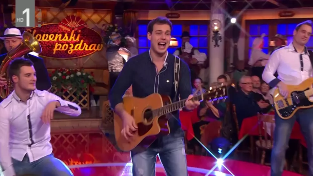 Slovenski pozdravnarodnozabavna oddaja, 2017Dejan VunjakD