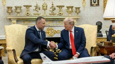 03 September 2025, US, Washington: US President Donald Trump (R) meets with Polish President Karol Nawrocki at the Oval Office of the White House. Photo: Daniel Torok/Planet Pix via ZUMA Press Wire/dpa