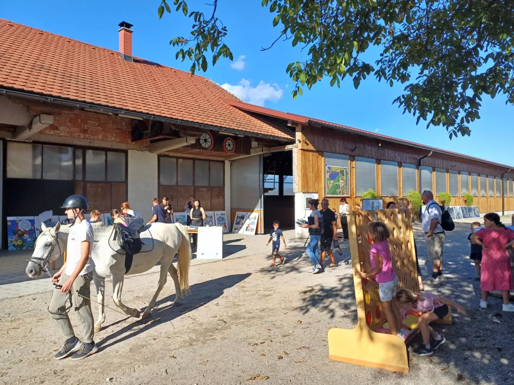 Zgodbe na&scaron;ih mokri&scaron;č