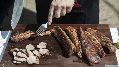 - simbolična fotografija - pečeno meso - - 30.05.2015 - Akademija peke na žaru - Gurmanska KOBE akademija, kulinarika - gastronomija - hrana - žar - roštilj - kuharstvo///FOTO: Luka Cjuha