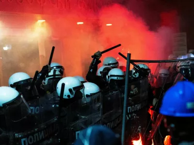 Anti-government protestors clash with riot police, during a protest against what the demonstrators say is an increase in police brutality, Novi Sad, Serbia, September 5, 2025. REUTERS/Djordje Kojadinovic