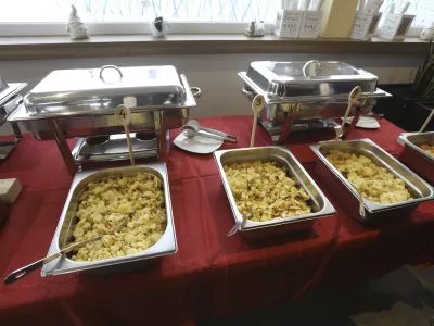 09.12.2023 - Dru&scaron;tvo za priznanje praženega krompirja Kot samostojne jedi - O&scaron;tarija Prigo - pražen krompirFOTO: Luka Cjuha