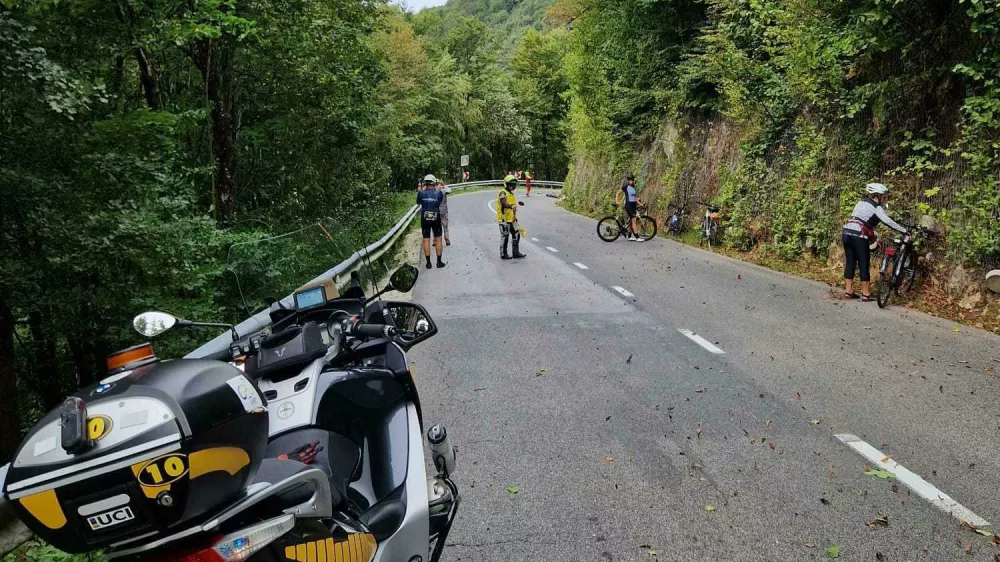L'Etape Slovenia, nesreča kolesarja, Kranj. Foto: bralec