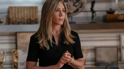 Anistonova prisega na laserske tretmaje in post