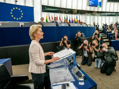 16 July 2019, France, Strasbourg: German Defence Minister Ursula von der Leyen addresses members of the European Parliament during her application speech to become the new President of the European Commission. The heads of state and government of the EU had proposed the Christian Democratic Union (CDU) politician as successor to EU Commission President Jean-Claude Juncker. Photo: Michael Kappeler/dpa