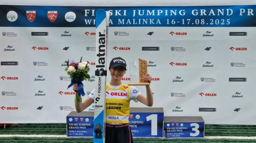 nika prevc, smučarski skoki, poletna VN