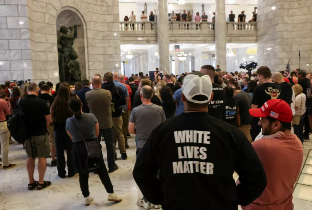 People attend a vigil after U.S. right-wing activist, commentator, Charlie Kirk, an ally of U.S. President Donald Trump, was fatally shot during an event at Utah Valley University, at the Utah State Capitol, in Salt Lake City, Utah, U.S. September 10, 2025. REUTERS/Jim Urquhart