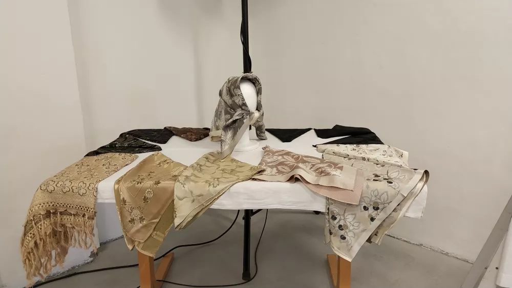 'Spodi nč, gor pa bl mau': intimni del življenja na&scaron;ih prednikov