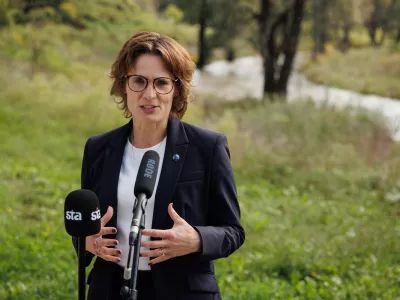 Ljubljana.Izjava za medije ob obisku evropske komisarke za okolje, odpornost v zvezi z vodo in konkurencno krozno gospodarstvo Jessike Roswall.