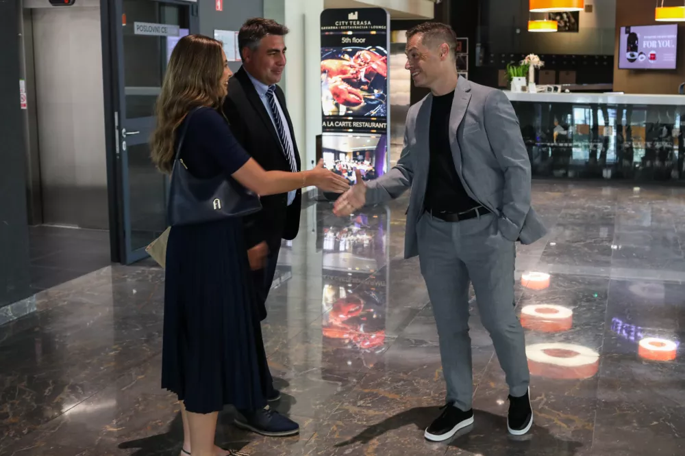 - Jernej Pisnik, Pisnik d.o.o.- Veronika Pisnik, Pisnik d.o.o.- Thomas Mori, Fridro d.o.o.- 11.09.2025. - Regijski izbor Gazela 2025 podravsko pomurske regije v Mariboru.//FOTO: Bojan Velikonja