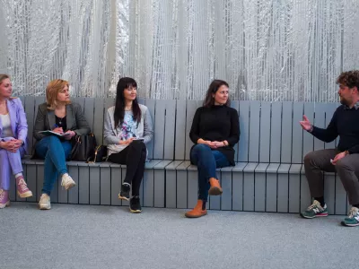 Integracija tujcev skozi čarovnijo gledali&scaron;ča