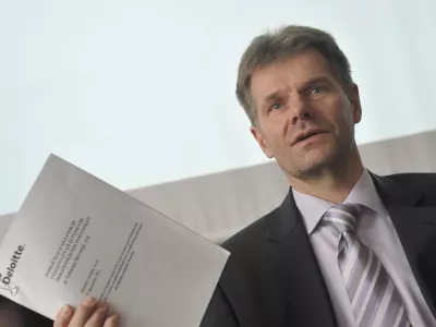 nekdanji predsednik uprave Telekom Slovenije Bojan Dremelj - novinarska konferenca nekdanjega predsednika uprave Telekoma Slovenije Bojana Dremlja, na kateri je predstavil ozadje, odgovore in komentarje povezane s posebno revizijo v Telekomu Slovenije  //FOTO: Tomaž Zajel&scaron;nik