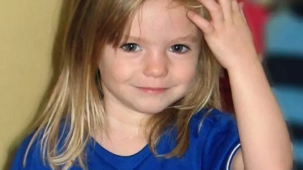 Mala Maddeleine McCann je izginila na Portugalskem, &scaron;e danes pa ni jasno, kdo jo je ugrabil in kaj se je z njo zgodilo. 