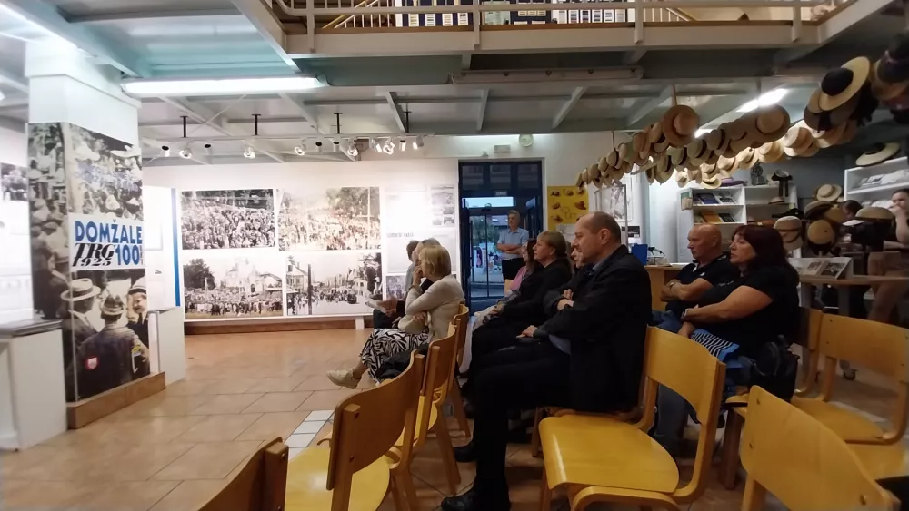 Razstava ob stoletnici razglasitve za trg