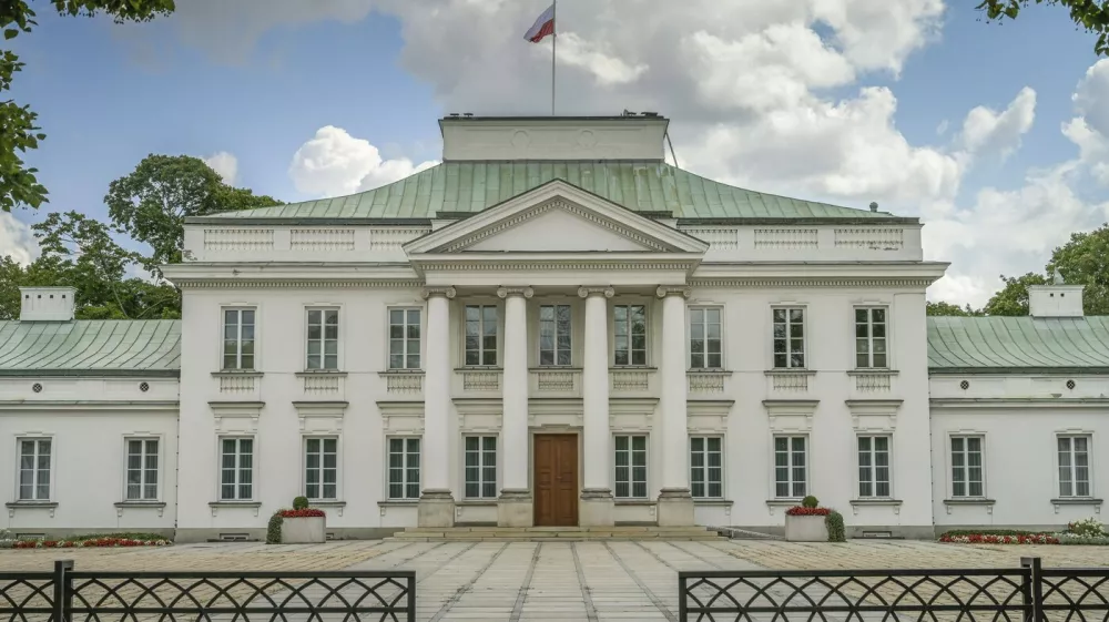 Belvedere Palast, Palac Belwederski, Belwederska, Lazienki-Park, Warschau, Woiwodschaft Masowien, Polen *** Belvedere Palace, Palac Belwederski, Belwederska, Lazienki Park, Warsaw, Mazowieckie Voivodeship, Poland,Image: 830917641, License: Rights-managed, Restrictions: imago is entitled to issue a simple usage license at the time of provision. Personality and trademark rights as well as copyright laws regarding art-works shown must be observed. Commercial use at your own risk., Model Release: no
