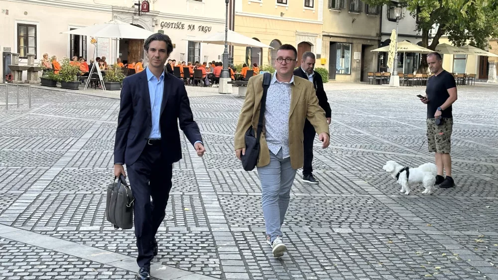 Obisk vlade v Jugovzhodni Sloveniji. Foto: STA