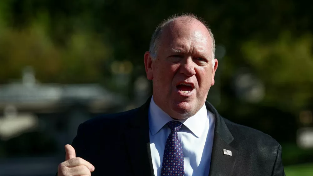 FILE PHOTO: Tom Homan, U.S. President Donald Trump's border czar, speaks to the media outside the White House in Washington, U.S., September 9, 2025. REUTERS/Evelyn Hockstein/File Photo
