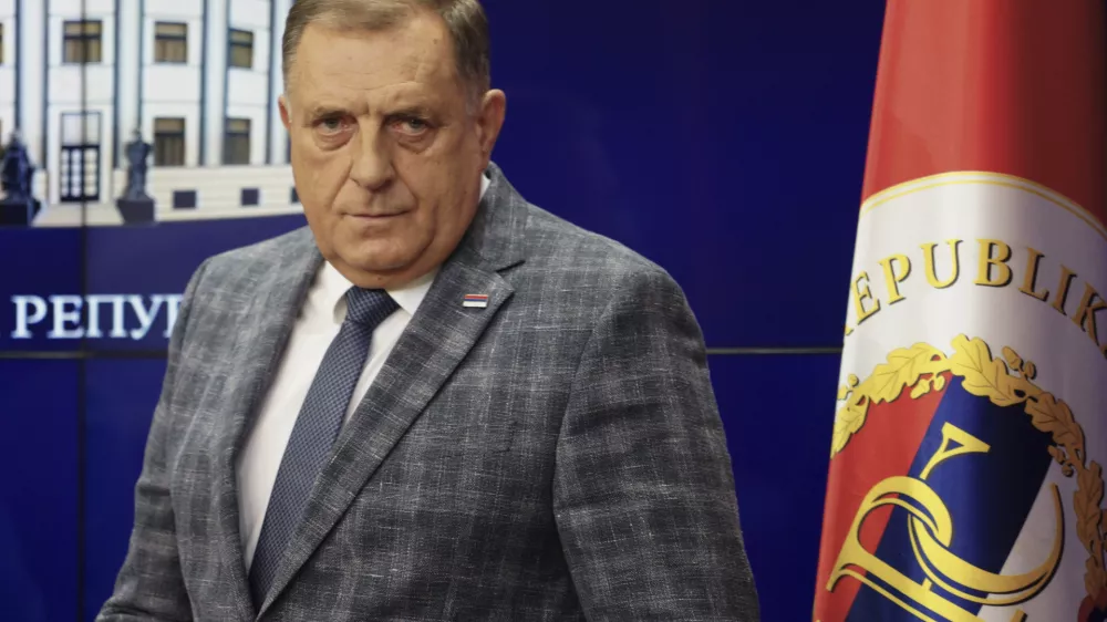 Bosnian Serb President Milorad Dodik looks on during a press conference after an appeals court in Bosnia-Herzegovina confirmed an earlier court ruling that sentenced to one year in prison and banned him from politics for six years over his separatist actions, in the Bosnian town of Banja Luka, 240 kms northwest of Sarajevo, Friday, August. 1, 2025. (AP Photo/Radivoje Pavicic)