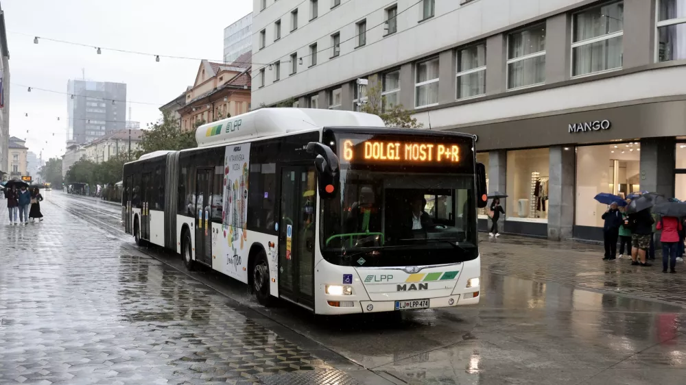 Mestni avtobus, LPP, Ljubljanski potni&scaron;ki promet, avtobus