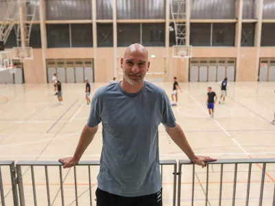 - 19.09.2025. - Marko Maravić, trener KK Ljubljana, biv&scaron;i ko&scaron;arkar.//FOTO: Bojan Velikonja