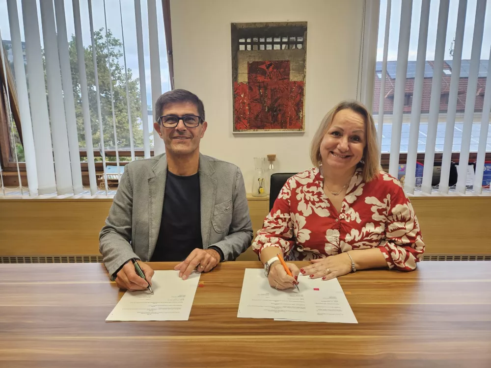 Kadrovske izzive re&scaron;ujejo s tujci