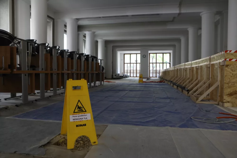 23.9.2025 NUK Čitalnica v NUK novinarska konferenca o prenovi čitalni&scaron;kega prostora Foto luka cjuha