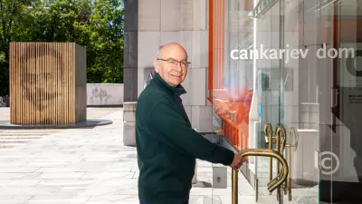 Mitja Rotovnik je Cankarjev dom vodil trideset let, &scaron;e vedno pa ga rad obi&scaron;če, nenazadnje živi v sosednji ulici. F Kristina Bursać