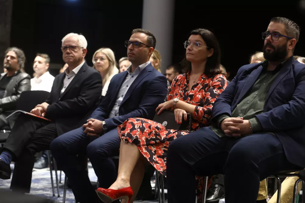 24.9.2025 - Gazela 2025 - Osrednjesloveska Gazela - Grand hotel Plaza - regijski izbor najbolj&scaron;ih najhitreje rastočih podjetij &ndash; razglasitev Osrednjeslovenske GazeleFoto: Luka Cjuha