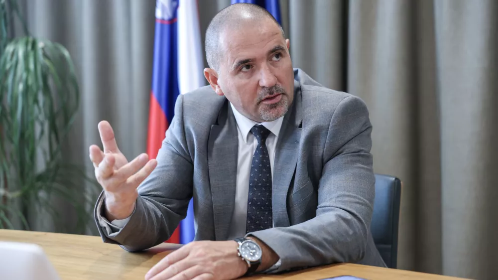 Bo&scaron;tjan Pavlin: Med vsako krizo imajo ključno vlogo državljani